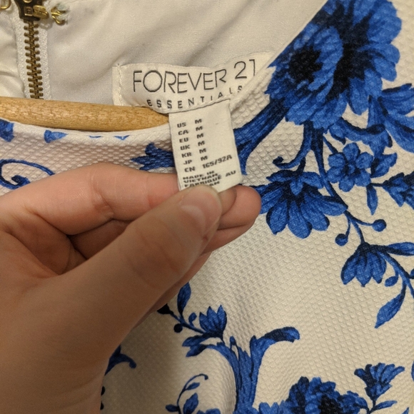 Forever 21 sleeveless A-line dress - Picture 3 of 3